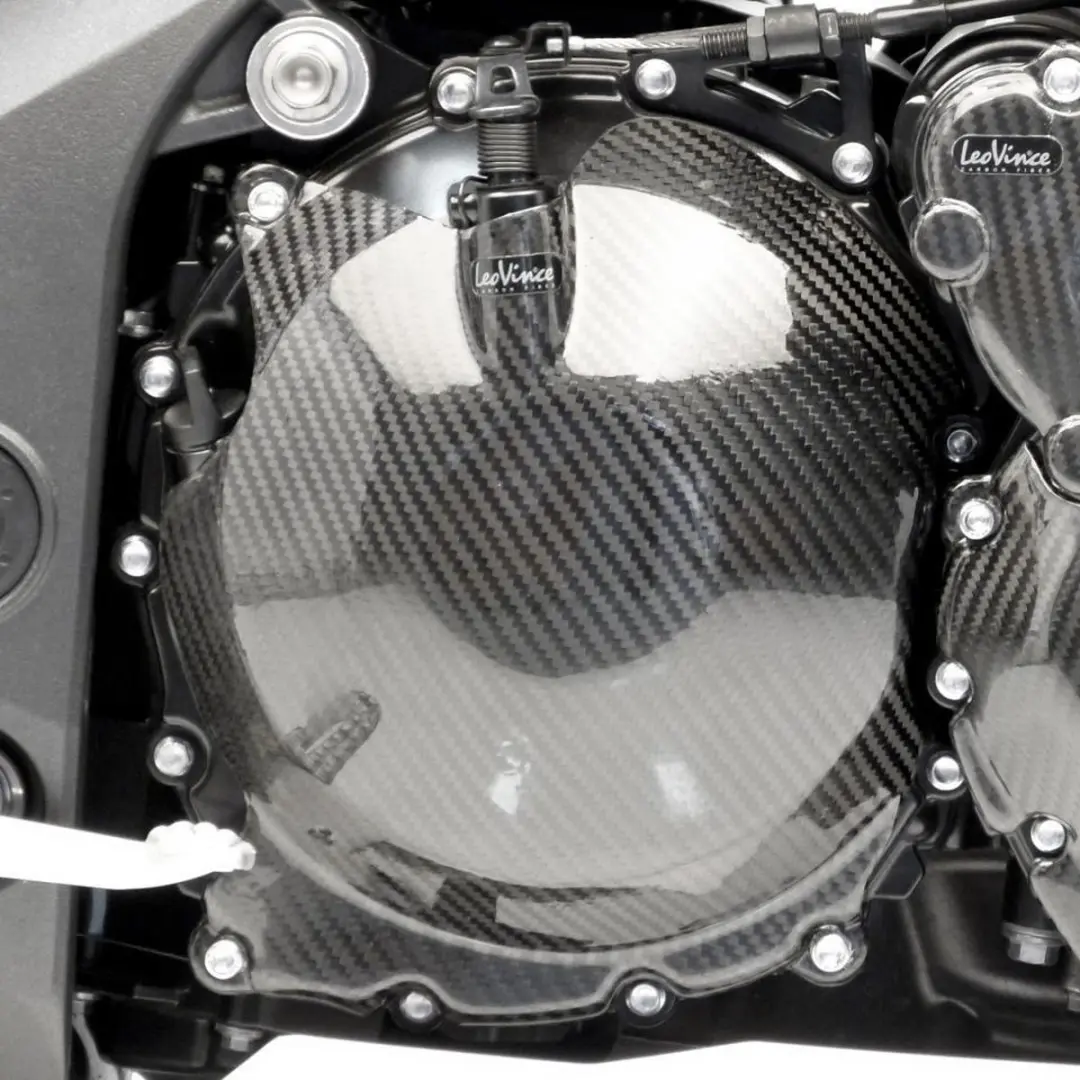 Cache carter embrayage carbone Leovince pour moto Triumph 1050 Speed triple R 20