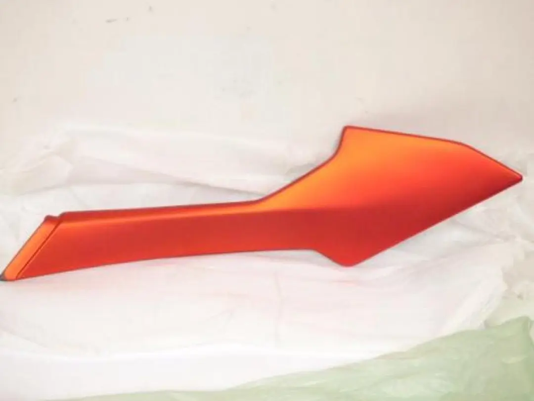 originele rechterkant afdekking voor aprilia 1000 rst futura 2001-2003 ap8158213