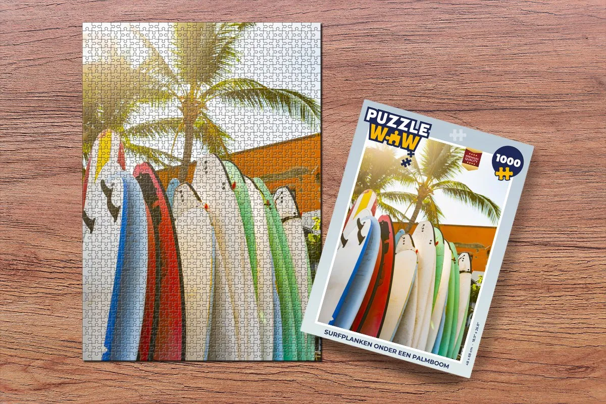 PuzzleWow Legpuzzel Surfplanken onder een palmboom 1000 Stuks