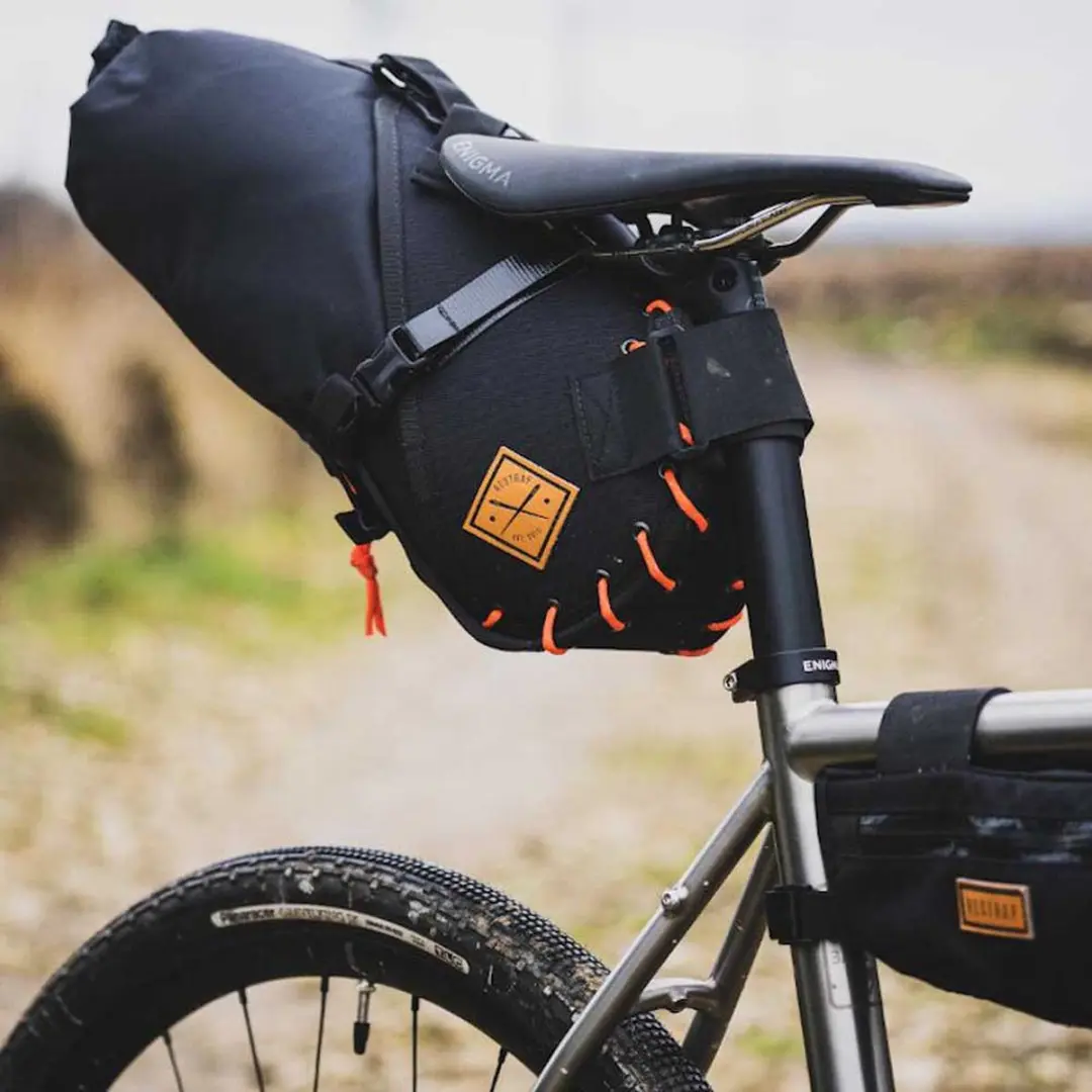 Restrap Zadeltas 18L - Racefiets - Zwart - afbeelding 5 van 6