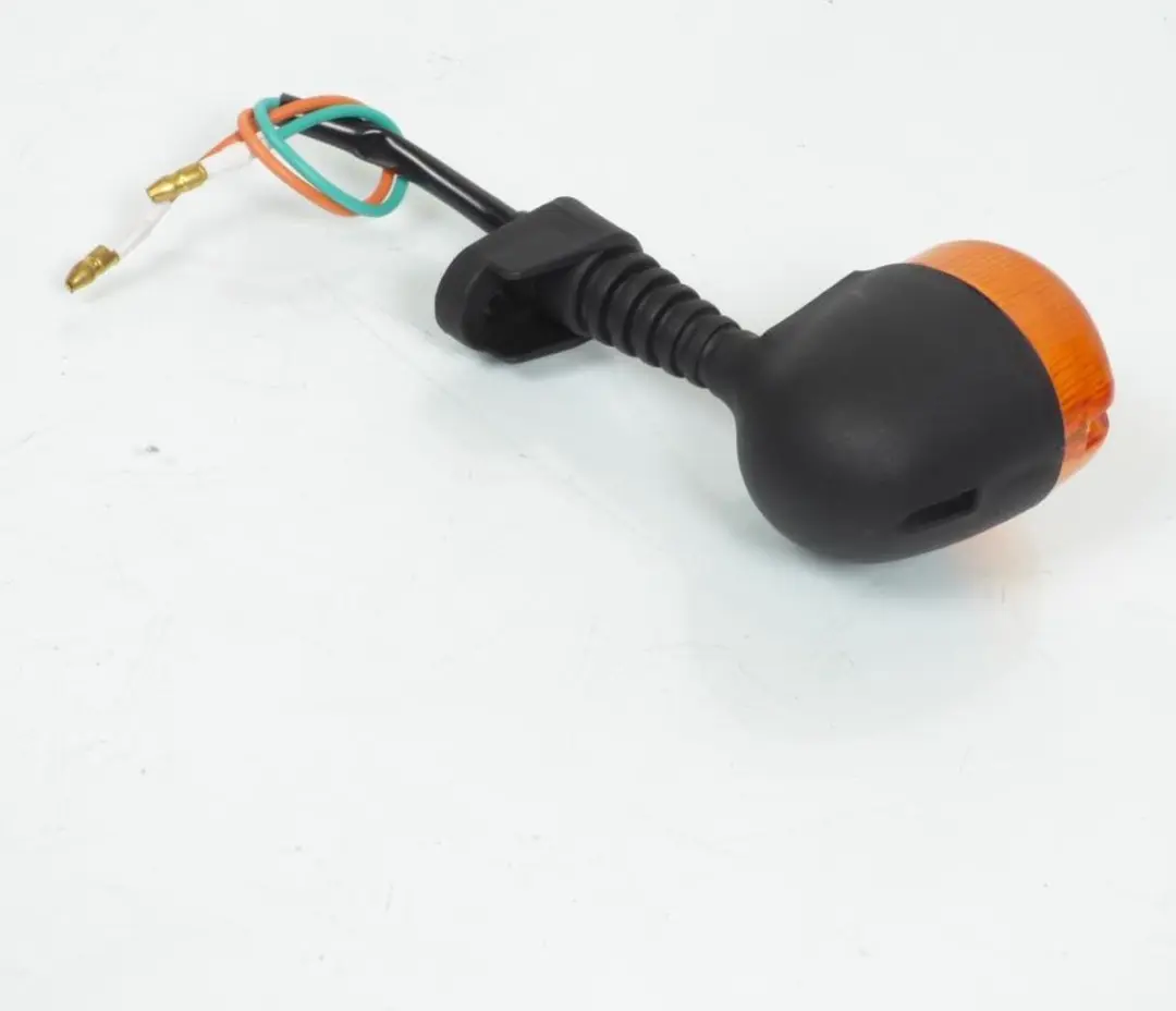 Clignotant Vicma pour Moto Derbi 50 GPR 1997 à 2001 Neuf