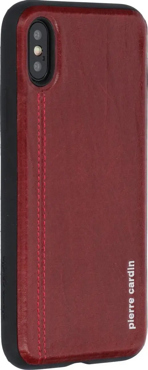 Rood hoesje van Pierre Cardin