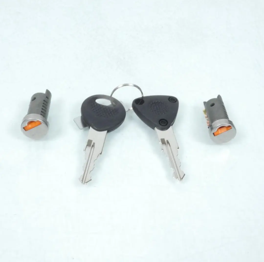Kit barillet serrure Tecnium pour scooter Gilera 50 Storm 2006 à 2010 Ø13mm Ne