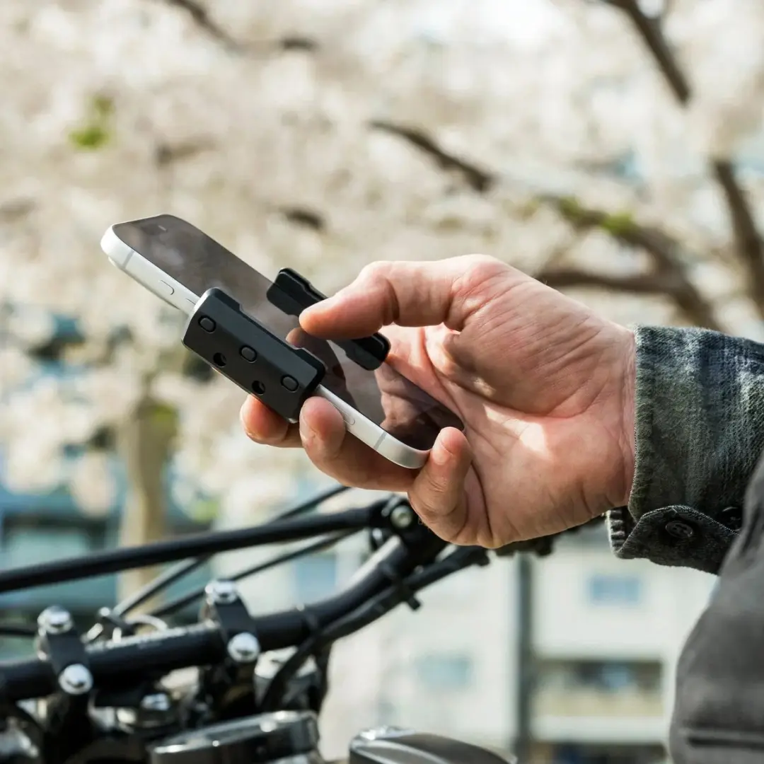 SP Connect Magnetic Phone Holder Pro 163973038 - Zwart