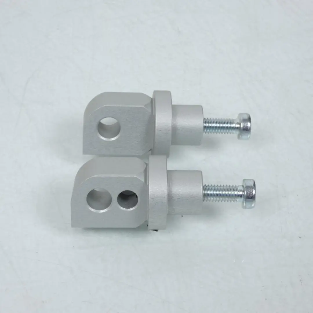 Paire Chape de repose pied Lightech pour moto Suzuki 600 GSR 2006-2010 FTP008SIL
