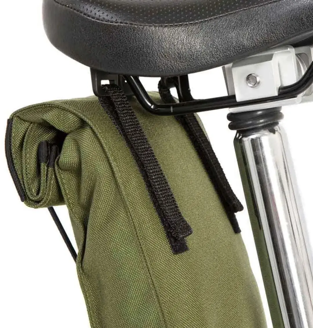Restrap City Zadeltas Vouwfiets 2L - Olijfgroen - afbeelding 6 van 6