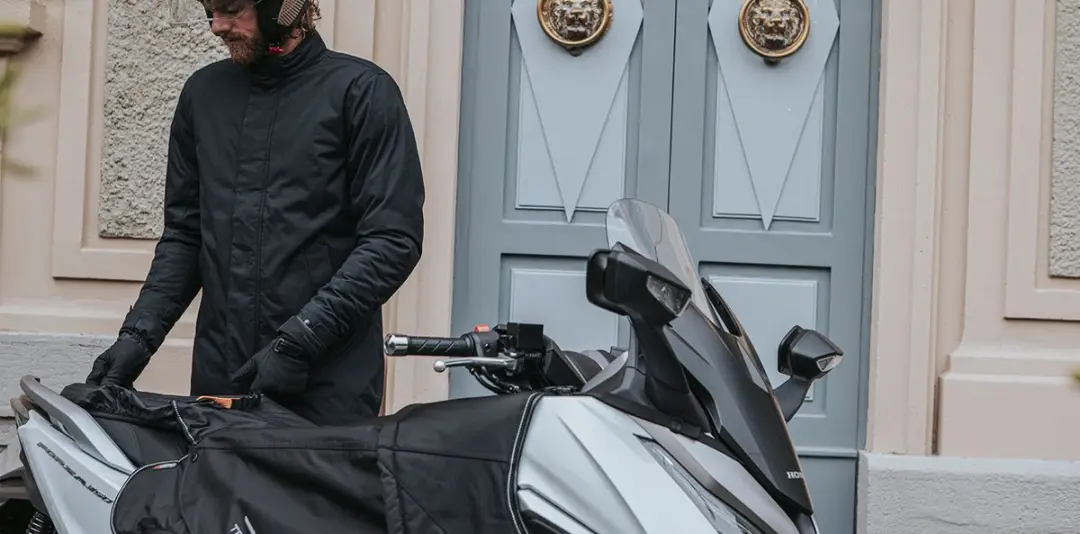 Tucano Urbano Termoscud Beenkleed Piaggio MP3 - R062PROX - Zwart