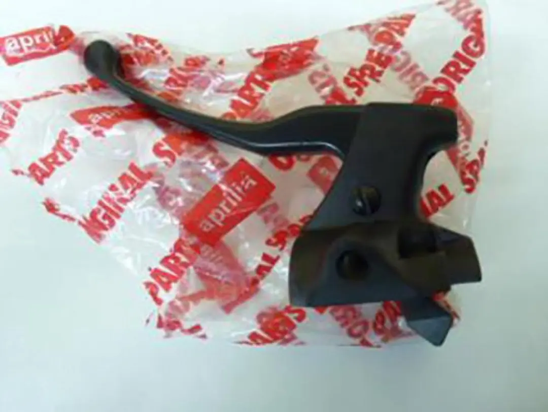 Cocotte gauche origine pour Scooter Aprilia 50 Scarabeo 1993 à 1997 AP8218175 N