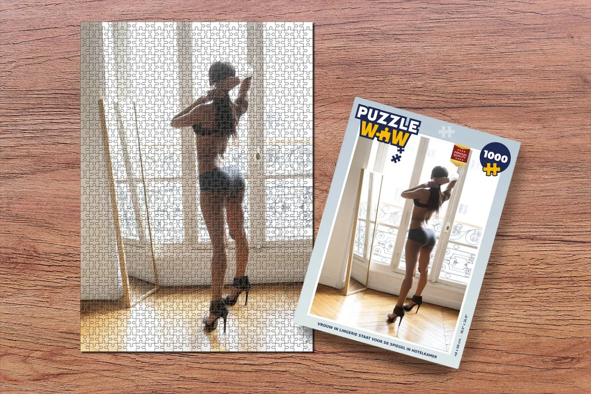 PuzzleWow Legpuzzel Vrouw in lingerie 1000 Stuks - Multicolor