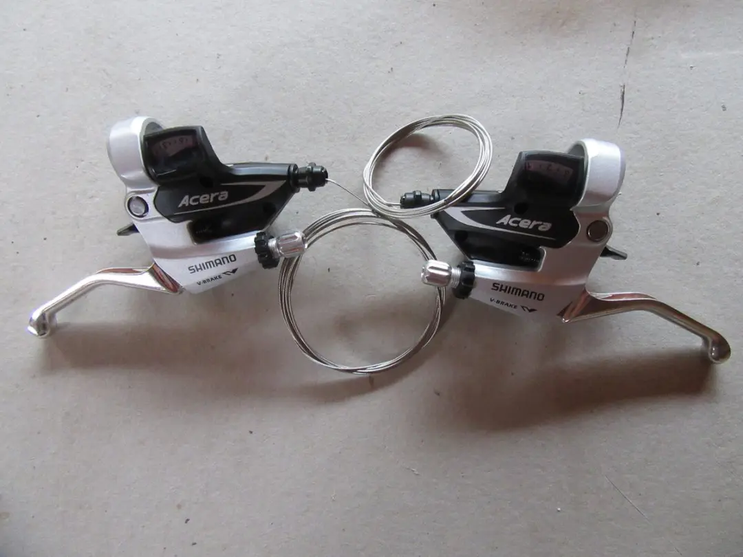 Shimano Rem-schakelverstellerset Acera 3x8s 2-vingers V-brake Zwart