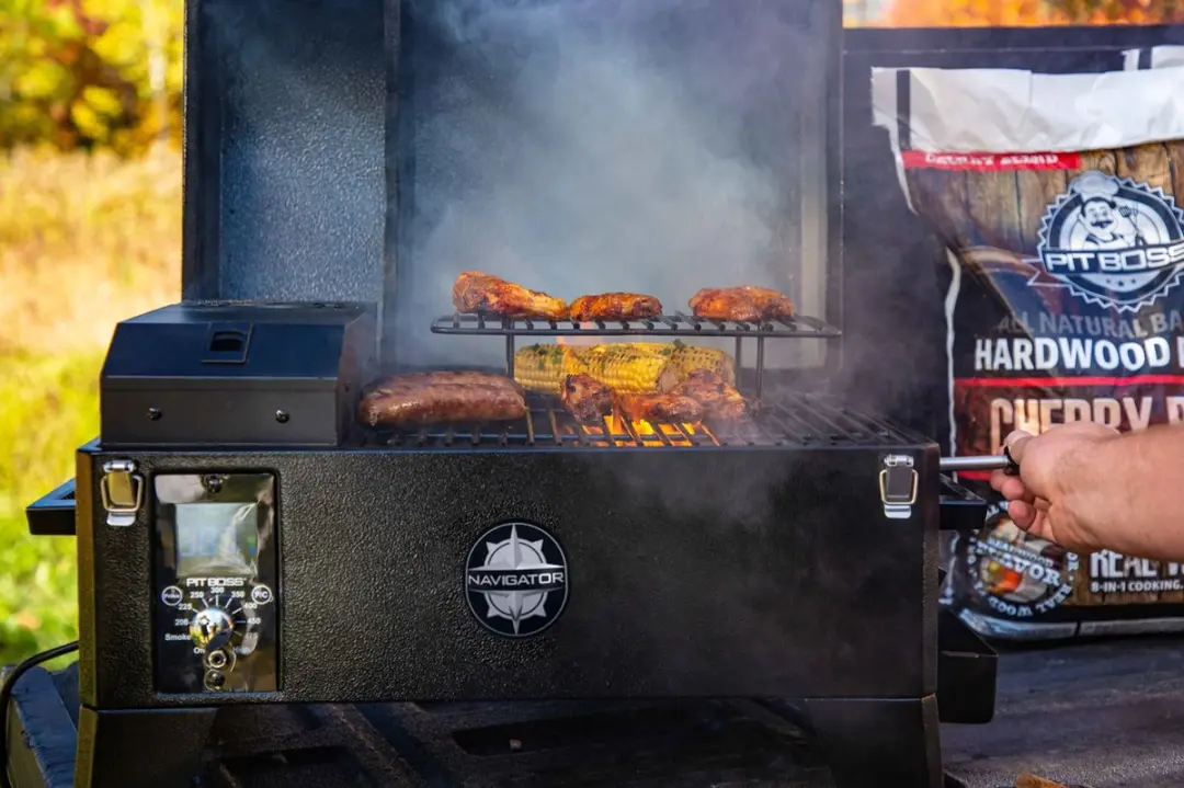 Pit Boss Navigator 150 Pellet Grill - 200W - 4 Personen - afbeelding 4 van 6