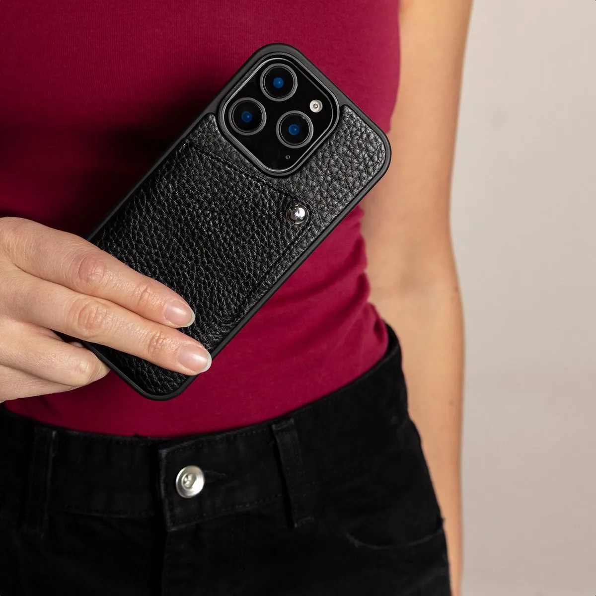 Selencia Hoesje iPhone 15 Pro - Backcover met Pashouder - Zwart