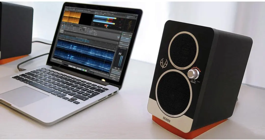 EVE Audio SC203 Desktop Studio Monitors 60W - Zwart