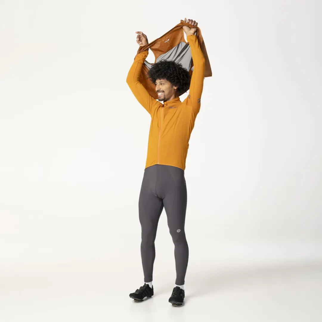 AGU Essential Wind Body - Fietsshirt zonder mouwen - Winddicht - Waterafstotend - Ademende mesh rug - Reflecterend - Bruin - Heren - XL