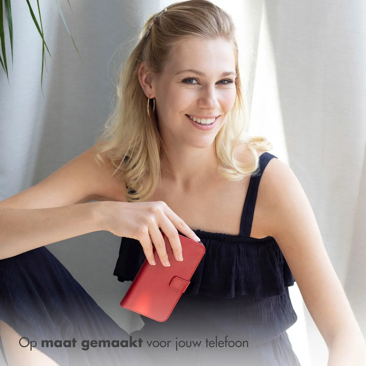 Selencia Hoesje iPhone 13 Mini - Rood Leder - 3 Pasjes