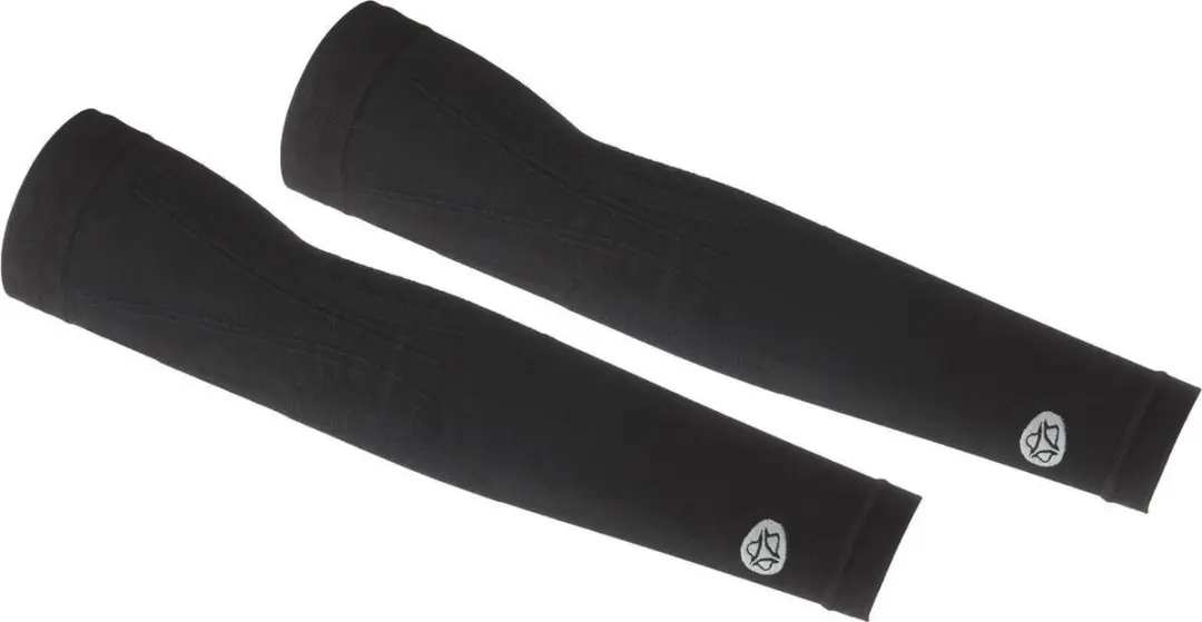 AGU Primaloft Armstukken Essential