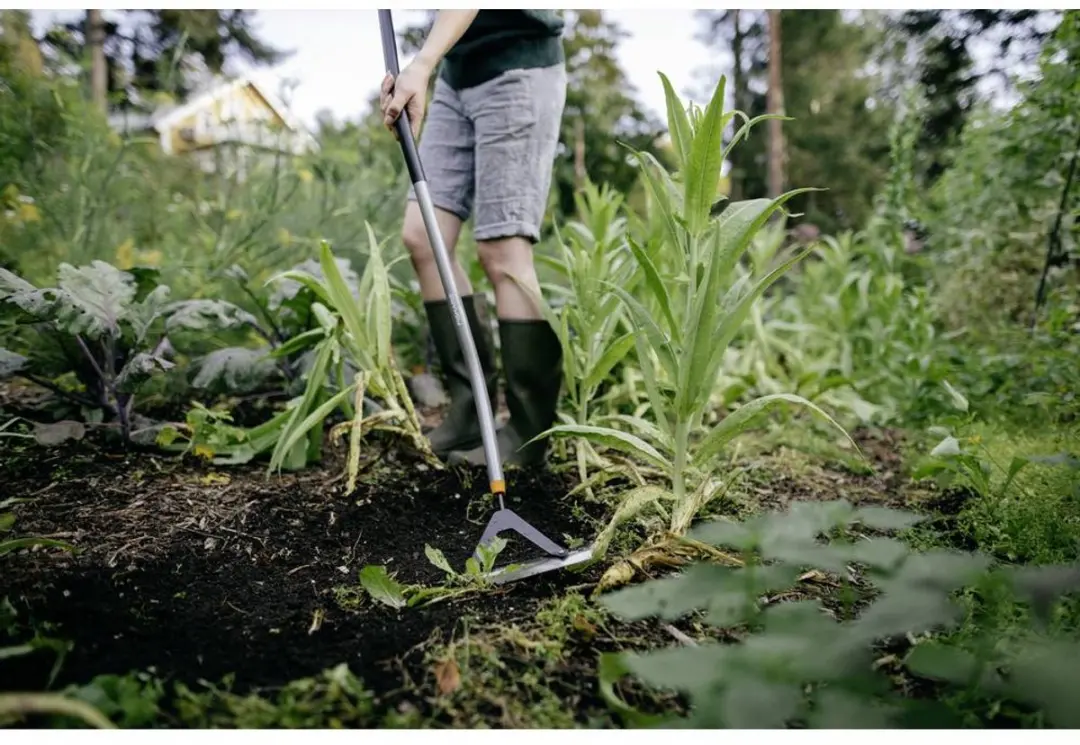 Fiskars 1077110 Onkruidsteker - afbeelding 2 van 2