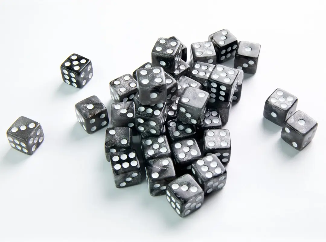 Gamegenic D6 Dice Set 36 Stuks Galaxy Series - Maan