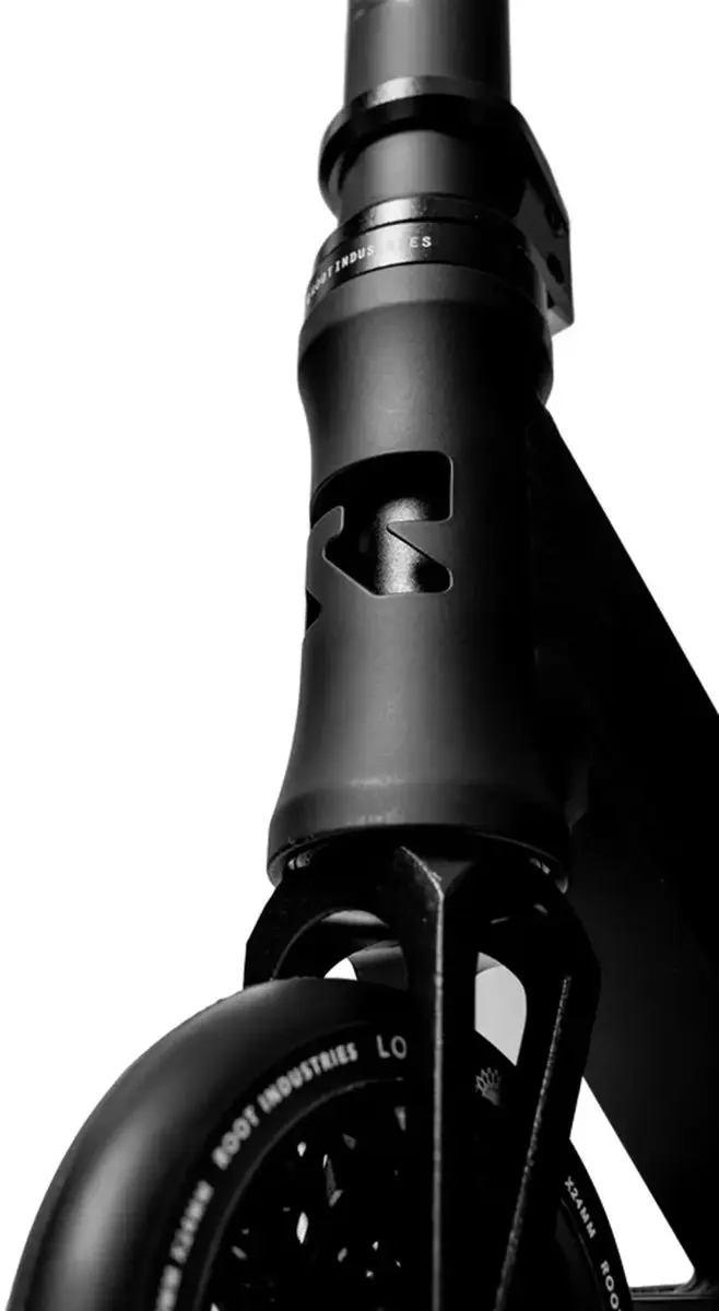 Root Industries Type R GT Stuntstep - 120 Inch - Zwart - afbeelding 4 van 6