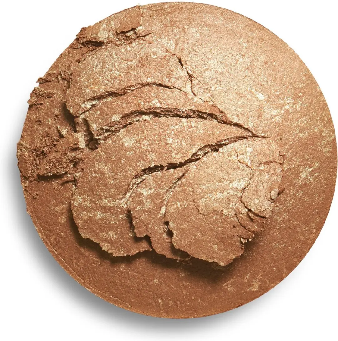 Makeup Revolution Re-Loaded Long Weekend Powder Bronzer 15g - Bruin - afbeelding 2 van 2