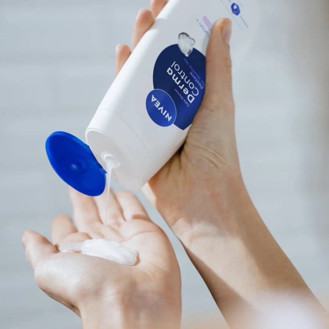 NIVEA Derma Control Douchegel Hyaluronzuur 250ml