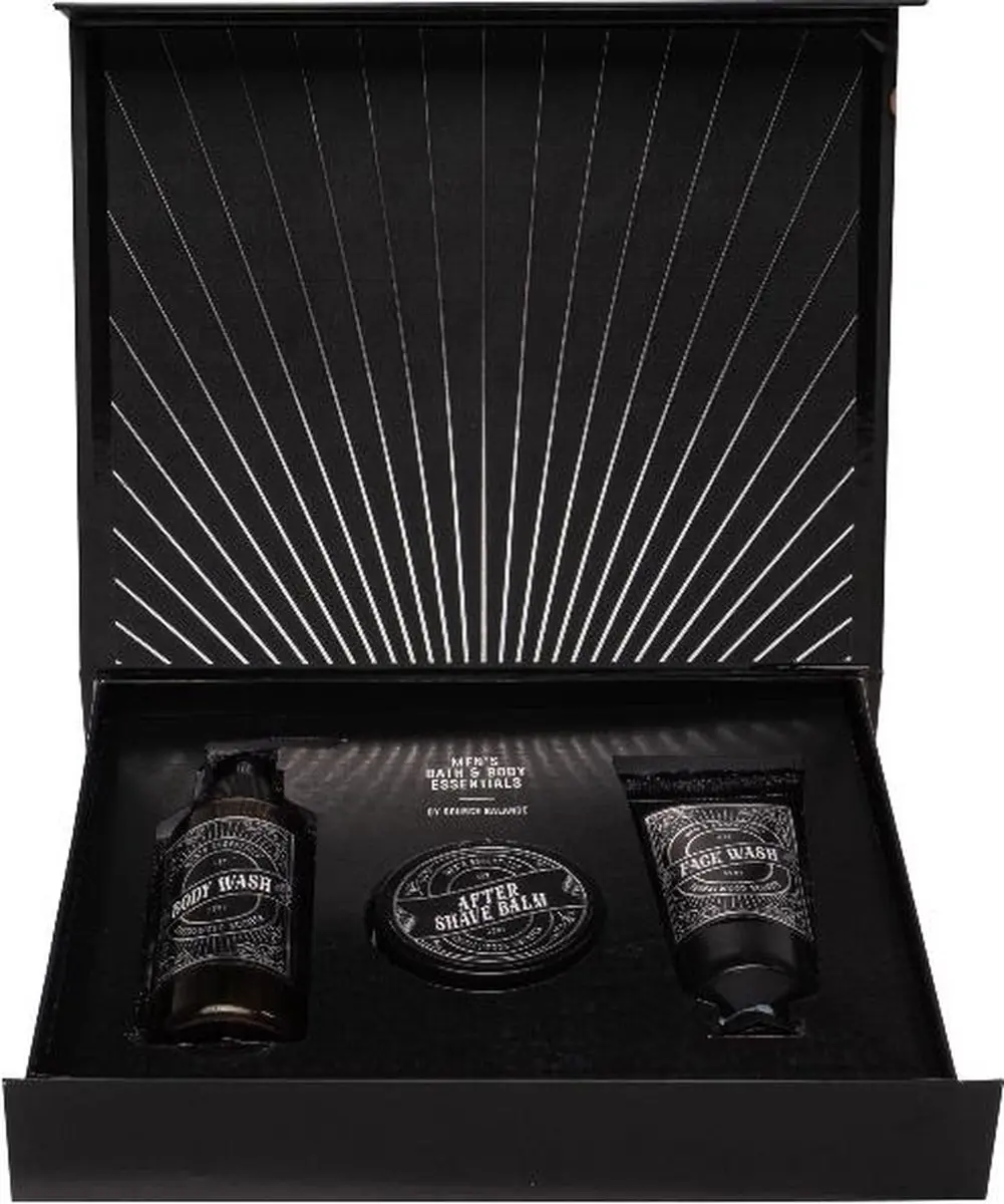 Men's Essentials bad giftset luxe met bodywash, aftershave balsem en facewash