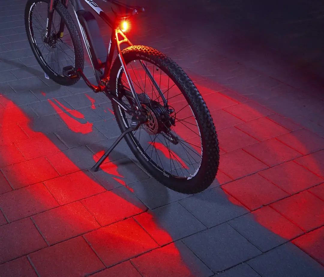FISCHER Accu achterlicht Twin 2-in-1 360 graden verlichting