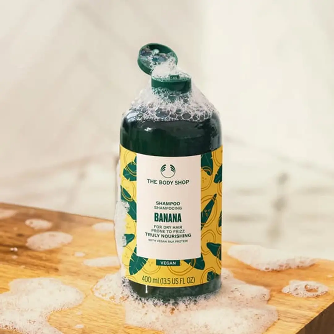 The Body Shop Banana Truly Nourishing Shampoo 400ml