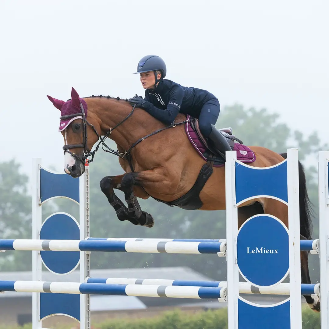 Lemieux Loire Classic Zadeldek - Full - Donkerroze - afbeelding 2 van 3