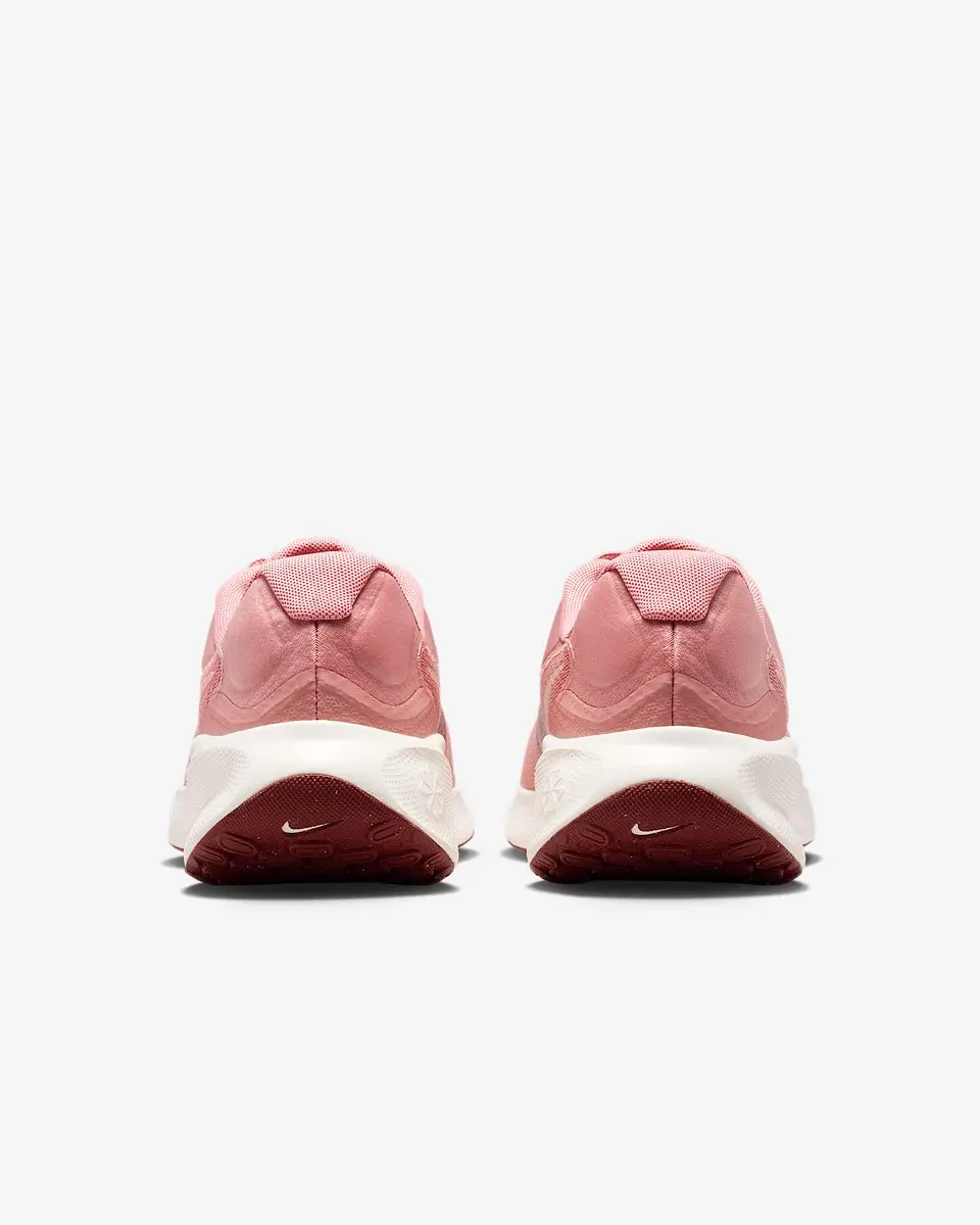 Nike Revolution 7