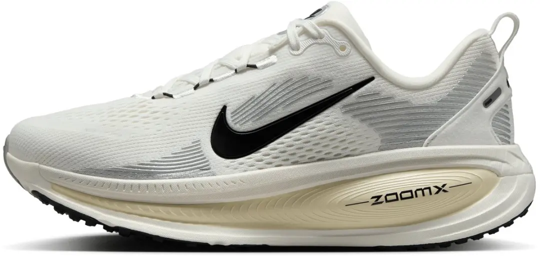Nike Vomero 18 Hardloopschoenen Dames - 39 - Beige