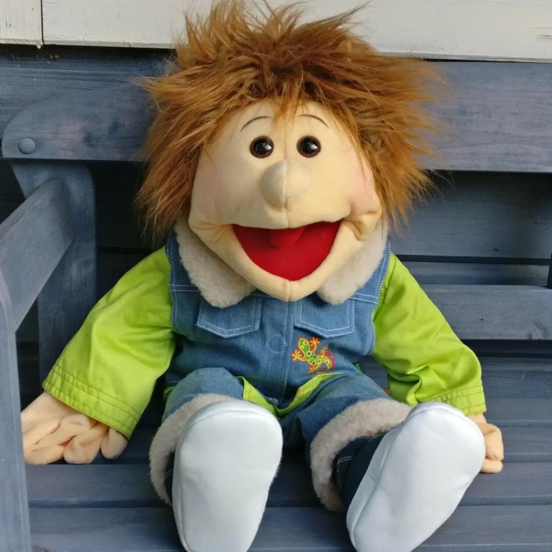 Living Puppets