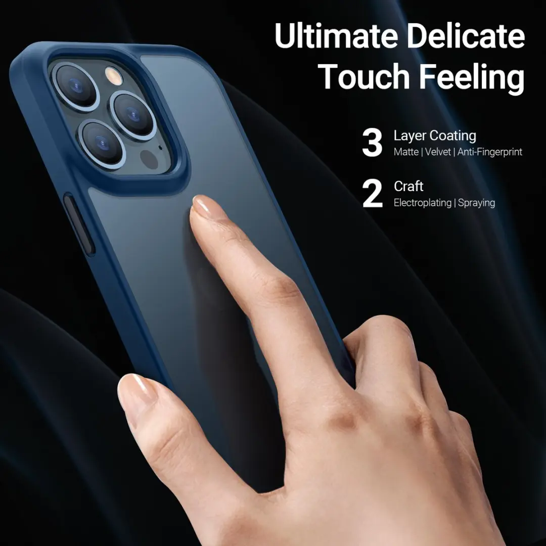 Torras geschikt voor iPhone 13 Pro Max Semi Transparant Shockproof hoesje