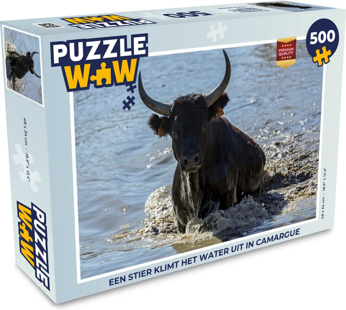 PuzzleWow Legpuzzel Een stier klimt het water uit Camargue