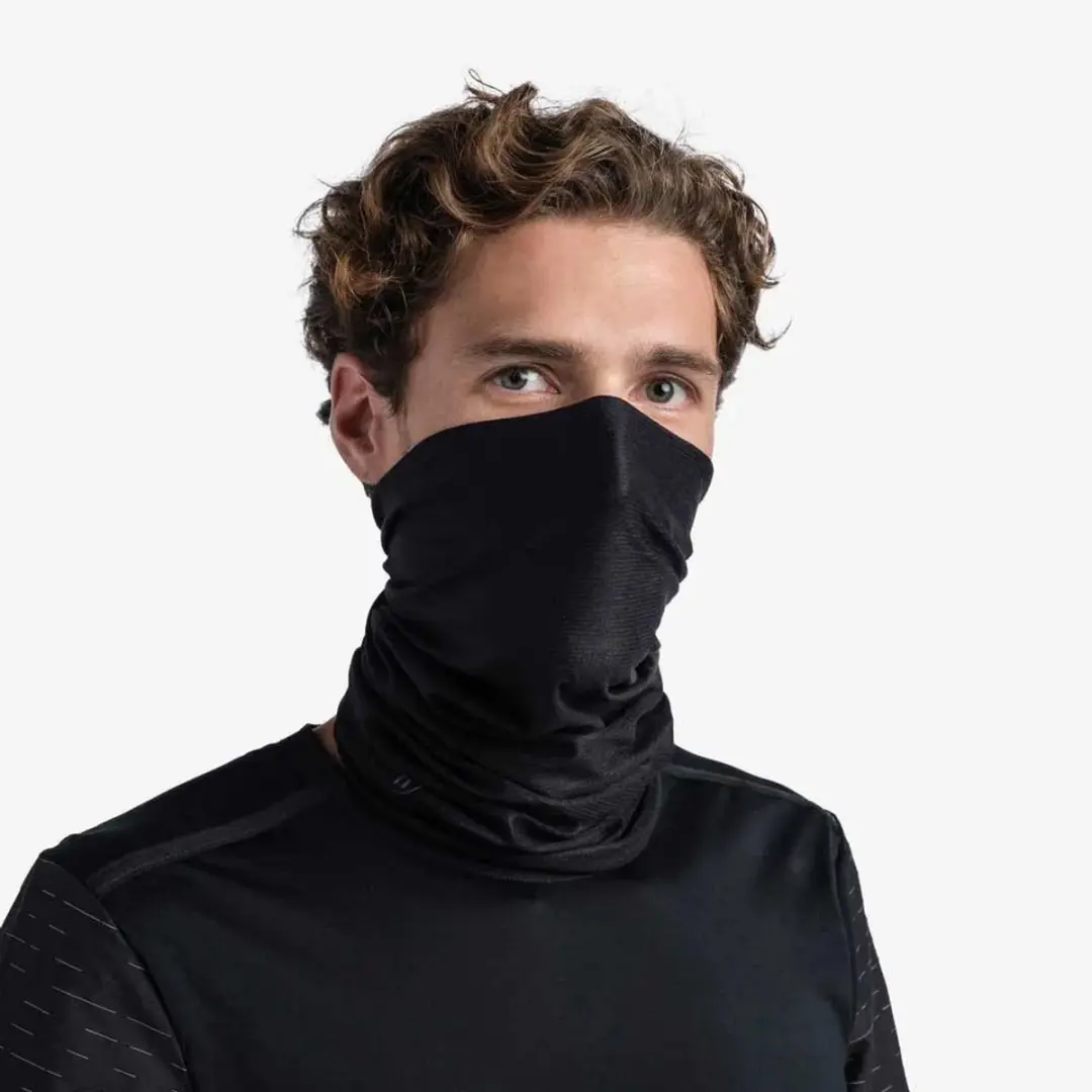Buff Coolnet UV Solid Black Nekwarmer - One Size - afbeelding 6 van 6
