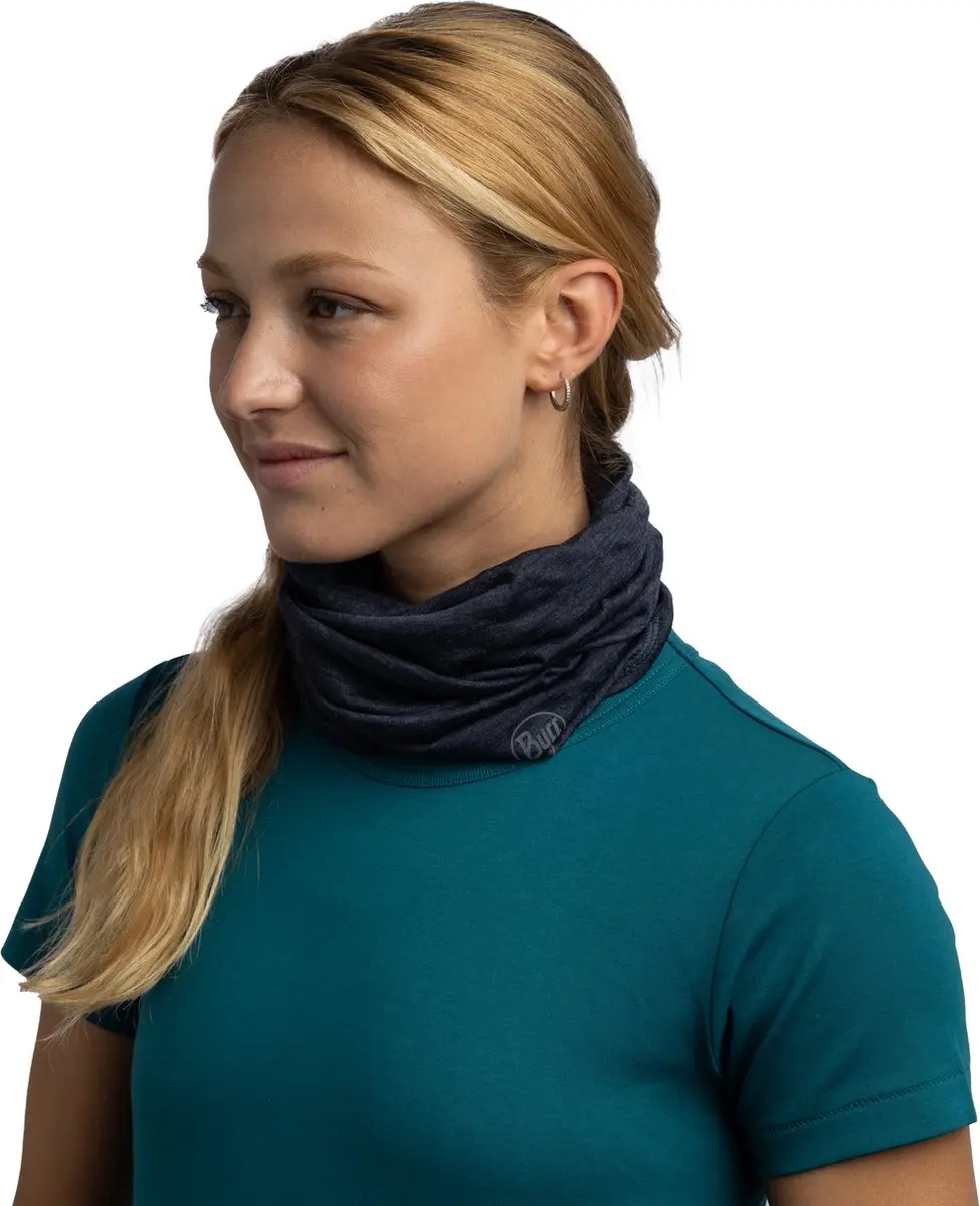Buff Merino Lightweight Nekwarmer - SOLID NIGHT BLUE
