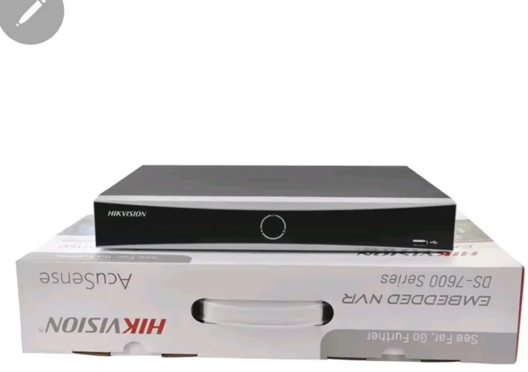 Hikvision DS-7608NXI-K1/8P NVR - 8 Kanalen