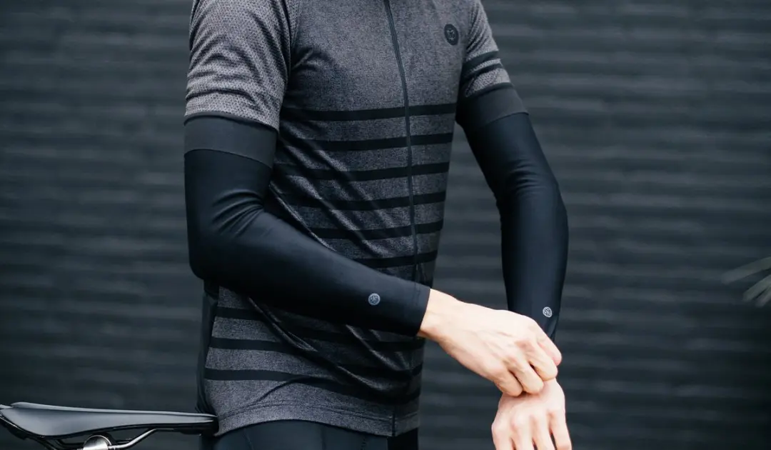 AGU Lombardia Armwarmers - Siliconen Grip - Zwart L