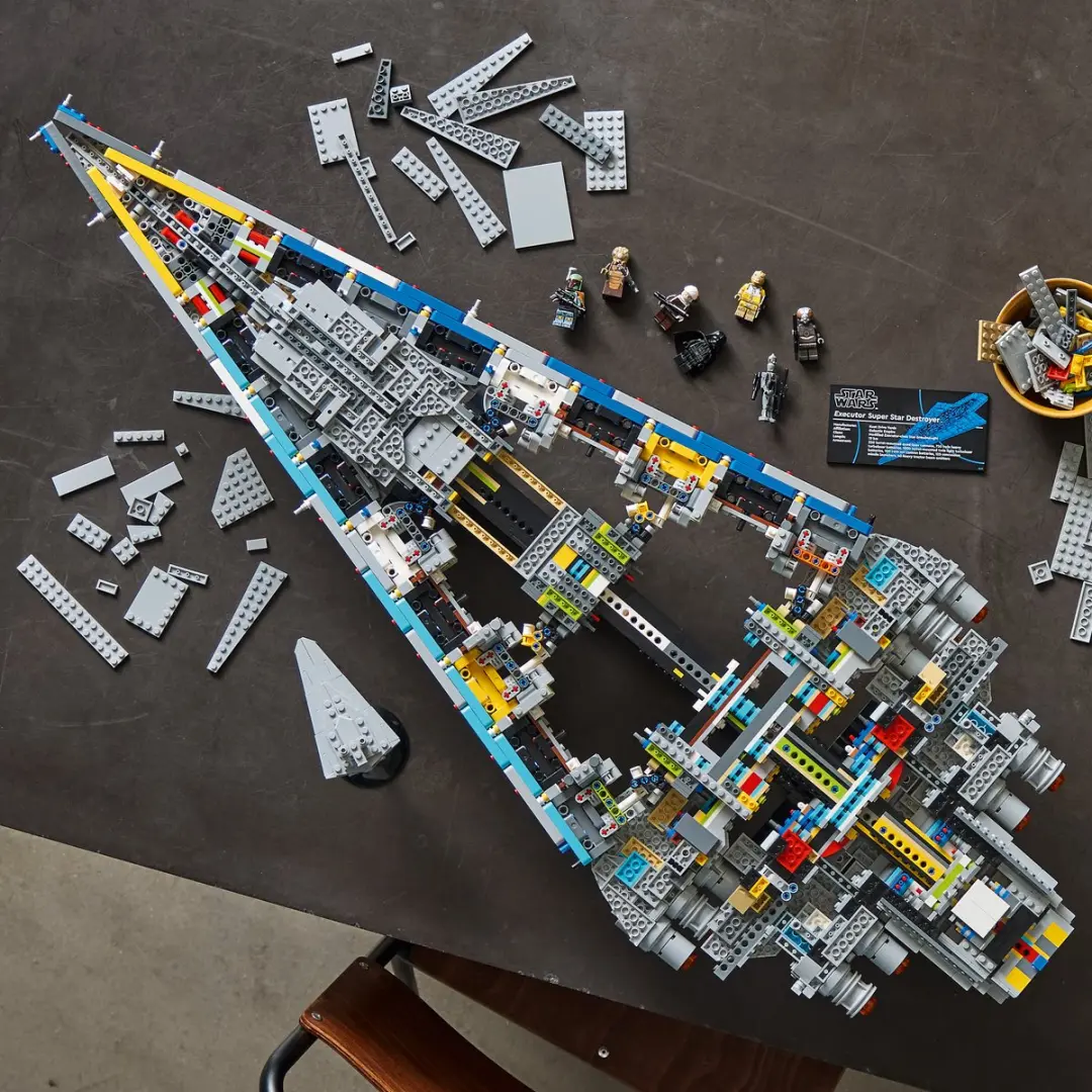 LEGO Star Wars Executor Super Star Destroyer 75457 - afbeelding 3 van 6
