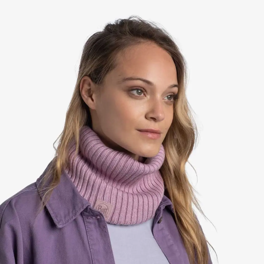Buff Knitted Neckwarmer Norval Pansy - Paars