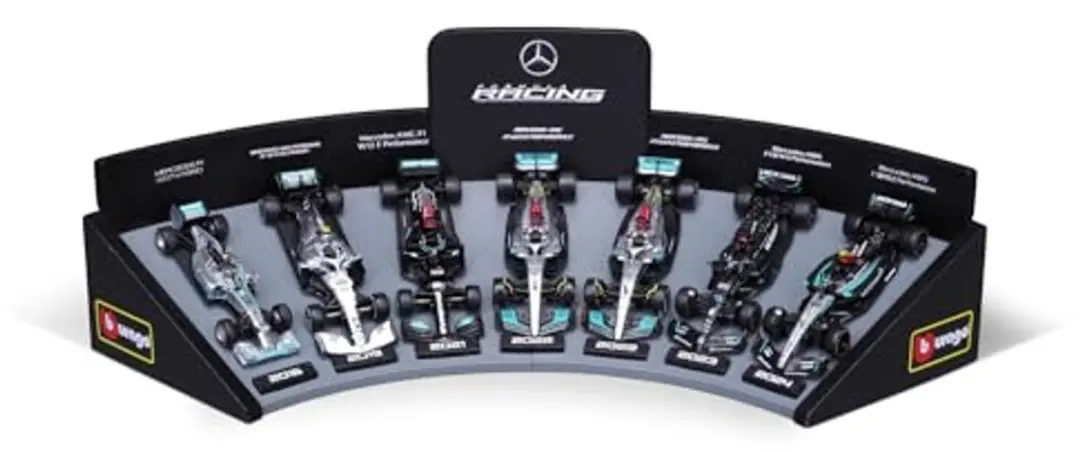 F1 Mercedes AMG deluxe cadeau set met display standaard 1:43 raceauto speelgoed.