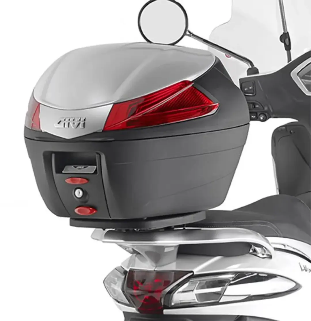 Givi Monolock Topkoffer Achtermontage - Zwart - afbeelding 2 van 2