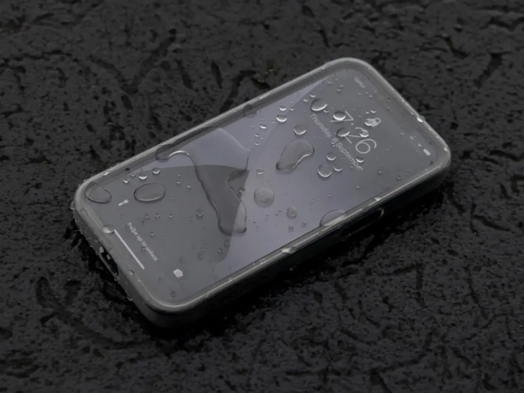 Quad Lock Poncho iPhone 16 Pro Max - Doorzichtig