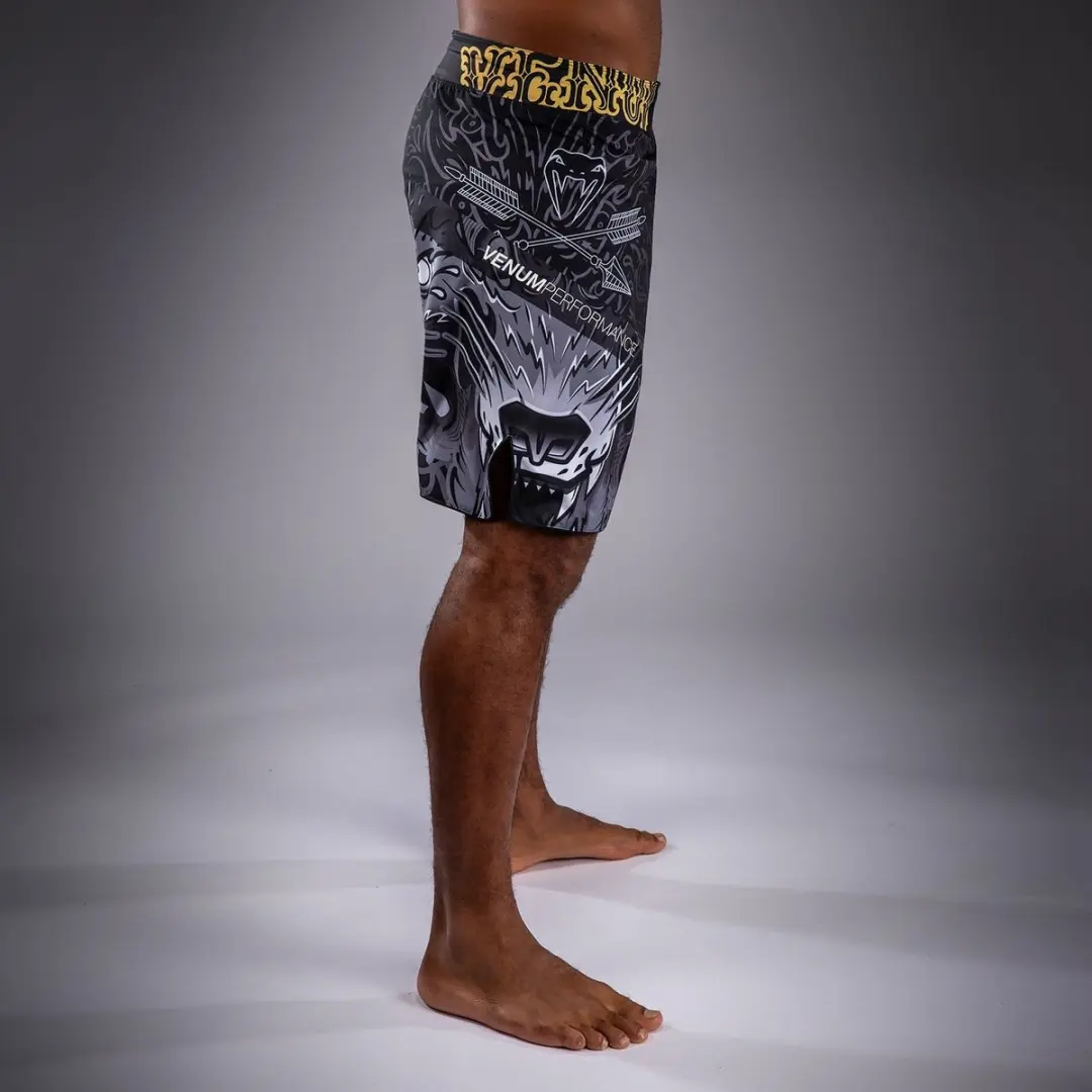 Venum Wolf Atak Fightshorts XL - Zwart/Grijs
