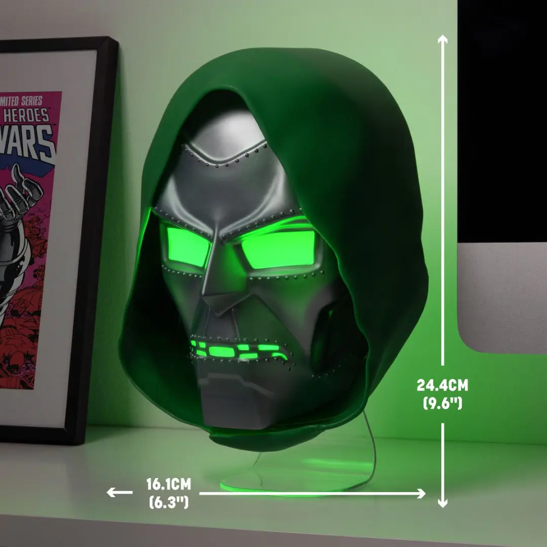 Paladone Marvel Dr Doom Mask Light - Multi