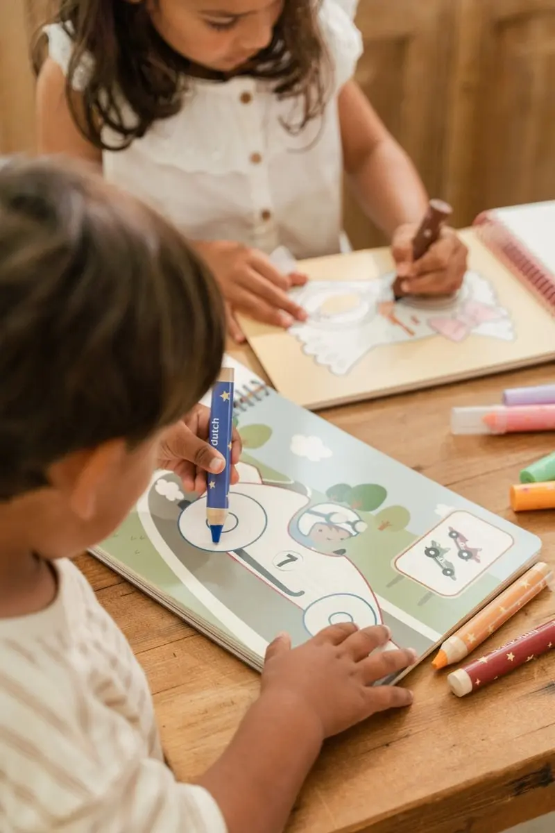 Little Dutch Jim & Friends Knutselboek Auto's Maken - inclusief schaar