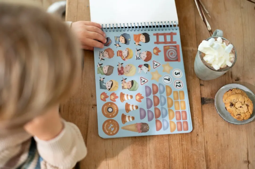 Little Dutch Jim & Friends Knutselboek Auto's Maken - inclusief schaar