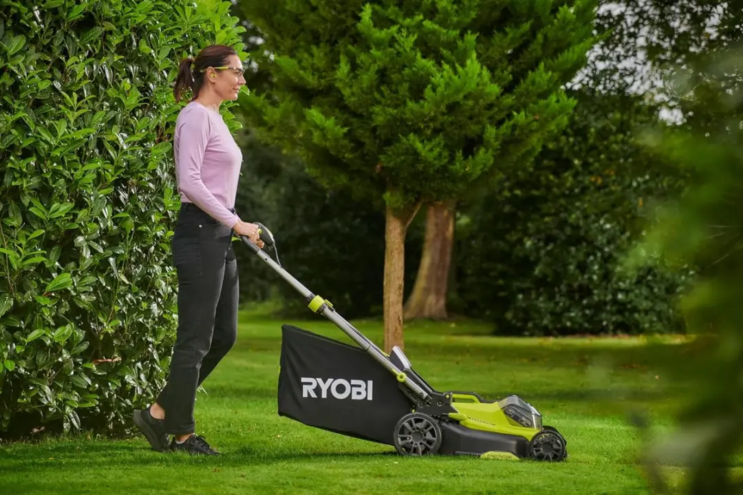 Ryobi 40cm Grasmaaier 18V - 5.0Ah - afbeelding 4 van 6