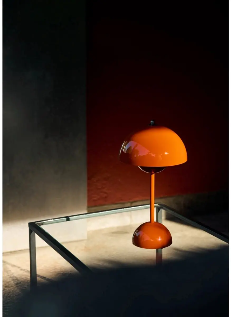 &Tradition Verner Panton Flowerpot VP9 Tafellamp - Oranje