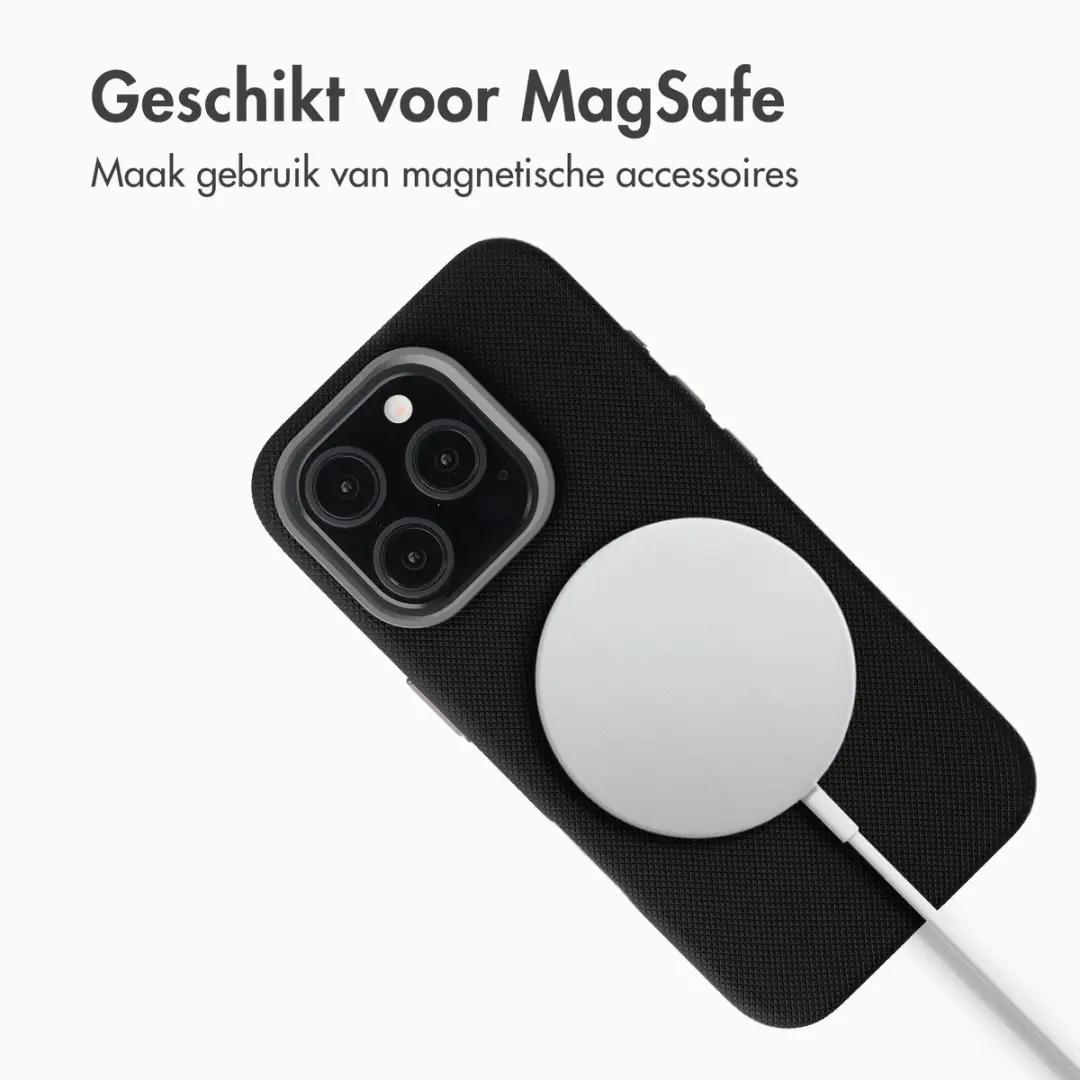 Accezz iPhone 15 Pro MagSafe Hoesje - Zwart
